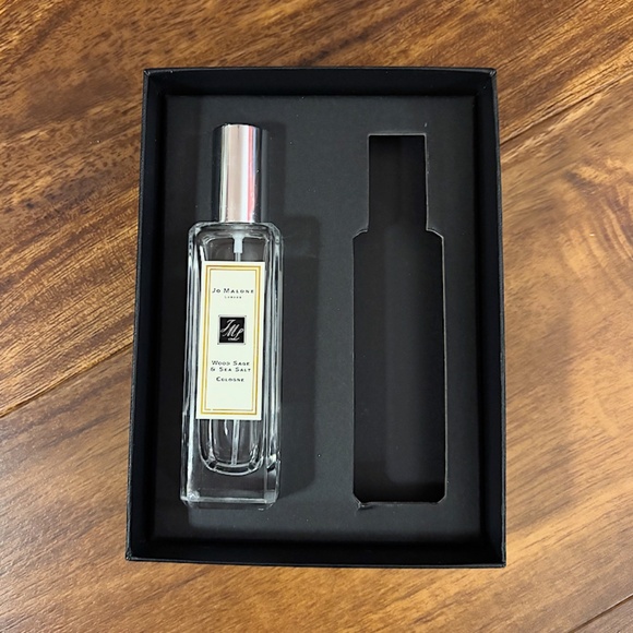 Set of Jo Malone Boxes and Gift Bag - Picture 10 of 15